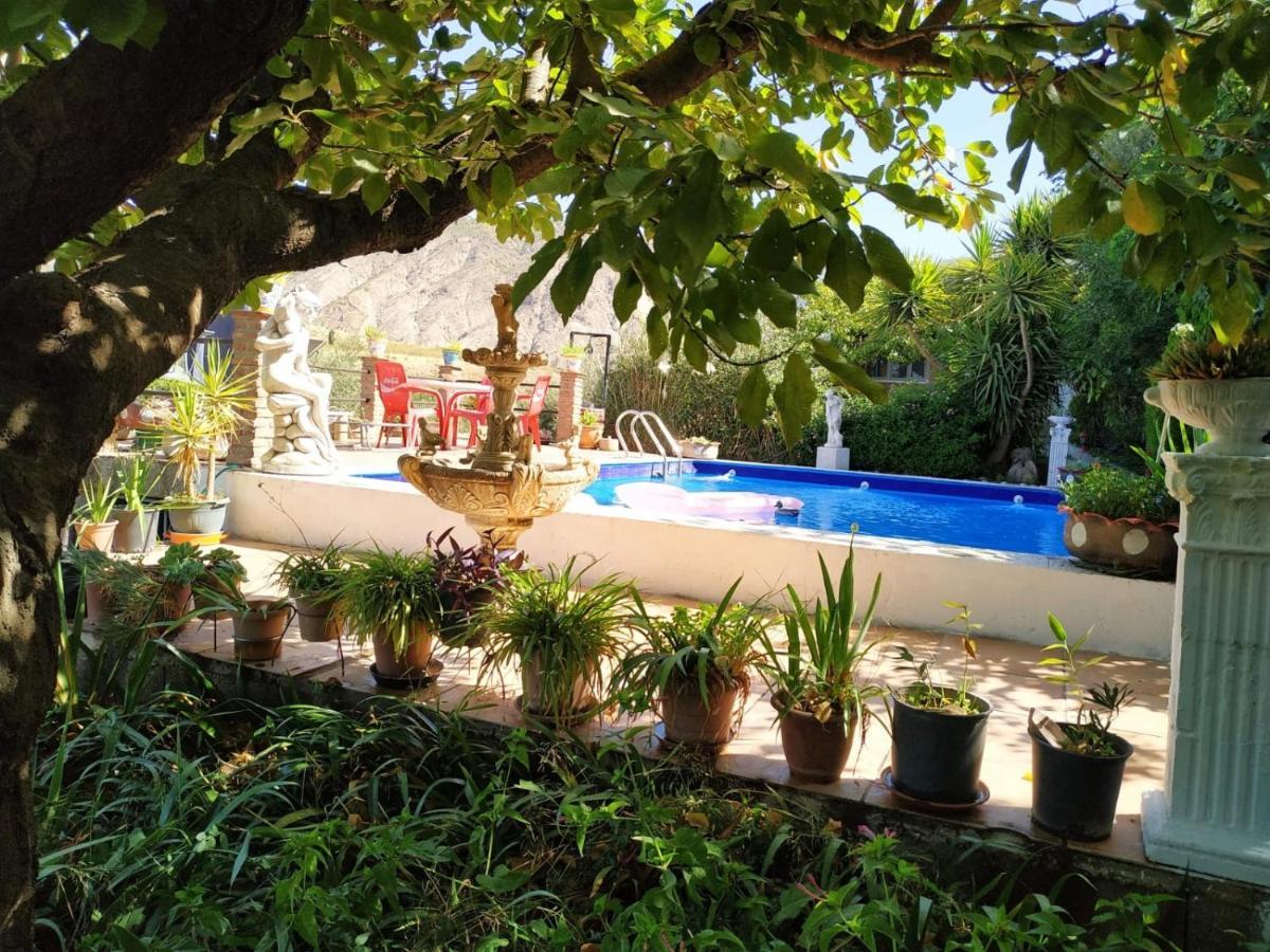 El Rio Villa Durcal Luaran gambar