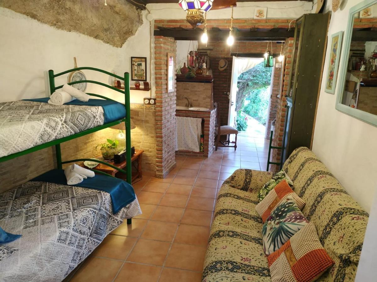 El Rio Villa Durcal Luaran gambar